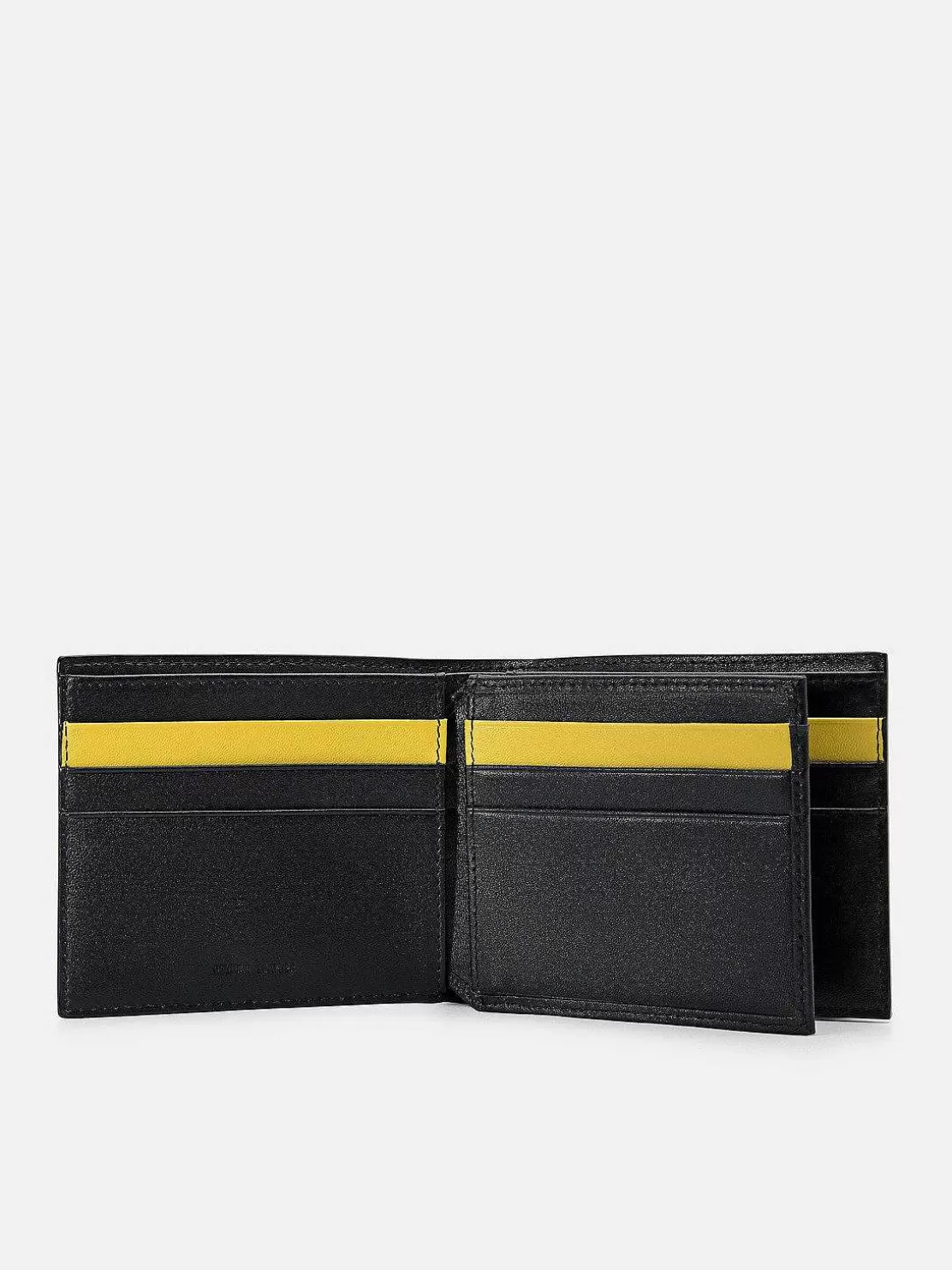 Leather Bi-Fold Flip Wallet<PEDRO Clearance