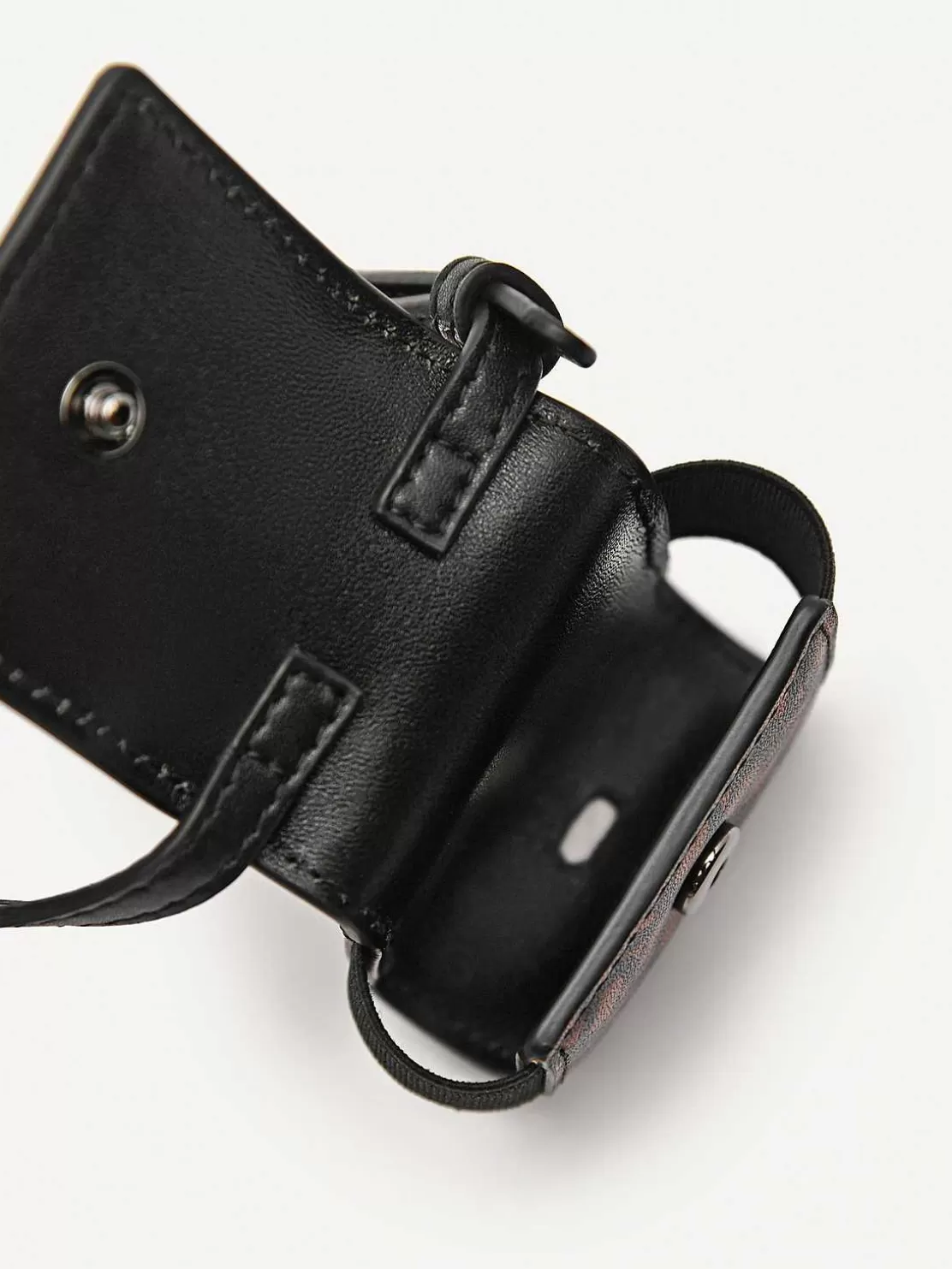 Icon Leather Airpod Case<PEDRO Sale
